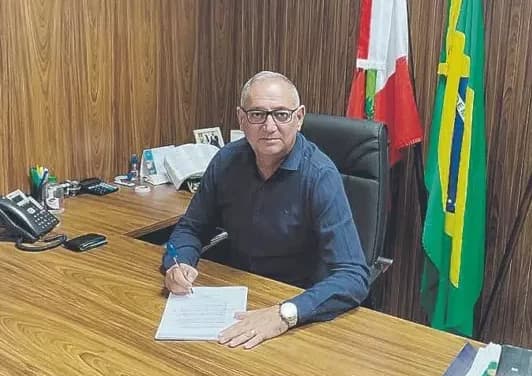 Operação "Pão e Circo" desmantela cartel de shows sertanejos e afasta prefeito em SC